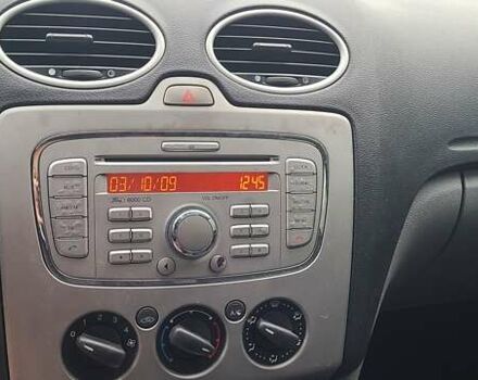 Белый Форд Фокус, объемом двигателя 2 л и пробегом 281 тыс. км за 4300 $, фото 14 на Automoto.ua