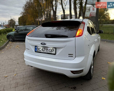 Белый Форд Фокус, объемом двигателя 1.56 л и пробегом 289 тыс. км за 4900 $, фото 10 на Automoto.ua