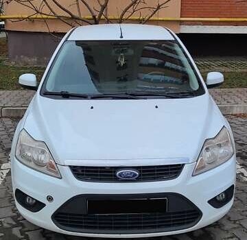 Белый Форд Фокус, объемом двигателя 2 л и пробегом 281 тыс. км за 4300 $, фото 17 на Automoto.ua