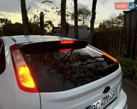 Белый Форд Фокус, объемом двигателя 1.56 л и пробегом 289 тыс. км за 4900 $, фото 20 на Automoto.ua