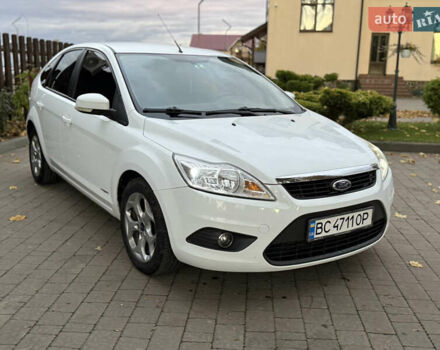 Белый Форд Фокус, объемом двигателя 1.56 л и пробегом 289 тыс. км за 4900 $, фото 7 на Automoto.ua