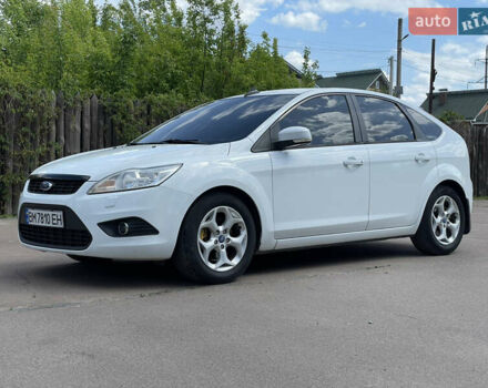 Белый Форд Фокус, объемом двигателя 2 л и пробегом 250 тыс. км за 6500 $, фото 4 на Automoto.ua