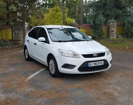 Белый Форд Фокус, объемом двигателя 1.4 л и пробегом 112 тыс. км за 5500 $, фото 4 на Automoto.ua