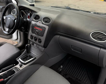 Белый Форд Фокус, объемом двигателя 1.6 л и пробегом 253 тыс. км за 5500 $, фото 8 на Automoto.ua