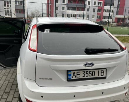 Білий Форд Фокус, об'ємом двигуна 1.6 л та пробігом 207 тис. км за 5000 $, фото 6 на Automoto.ua