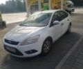 Белый Форд Фокус, объемом двигателя 1.4 л и пробегом 270 тыс. км за 3811 $, фото 1 на Automoto.ua