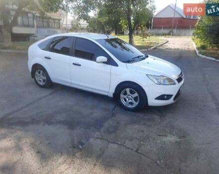 Белый Форд Фокус, объемом двигателя 1.6 л и пробегом 320 тыс. км за 5200 $, фото 7 на Automoto.ua