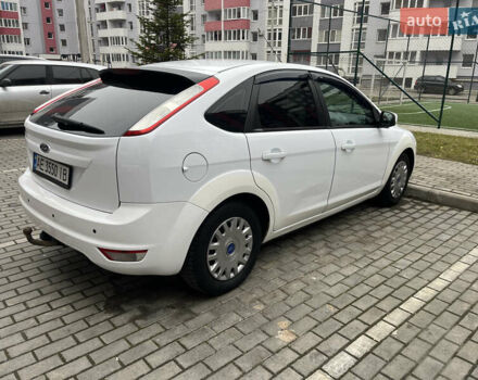 Білий Форд Фокус, об'ємом двигуна 1.6 л та пробігом 207 тис. км за 5000 $, фото 4 на Automoto.ua