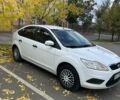 Белый Форд Фокус, объемом двигателя 1.39 л и пробегом 142 тыс. км за 5300 $, фото 2 на Automoto.ua