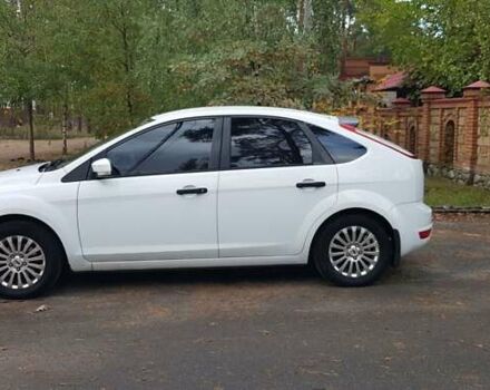 Белый Форд Фокус, объемом двигателя 1.4 л и пробегом 112 тыс. км за 5500 $, фото 7 на Automoto.ua