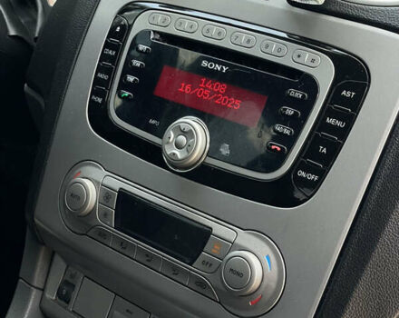 Белый Форд Фокус, объемом двигателя 2 л и пробегом 250 тыс. км за 6500 $, фото 14 на Automoto.ua