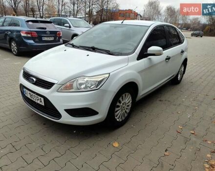 Белый Форд Фокус, объемом двигателя 1.39 л и пробегом 112 тыс. км за 5900 $, фото 1 на Automoto.ua