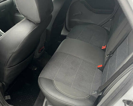 Білий Форд Фокус, об'ємом двигуна 1.6 л та пробігом 207 тис. км за 5000 $, фото 9 на Automoto.ua