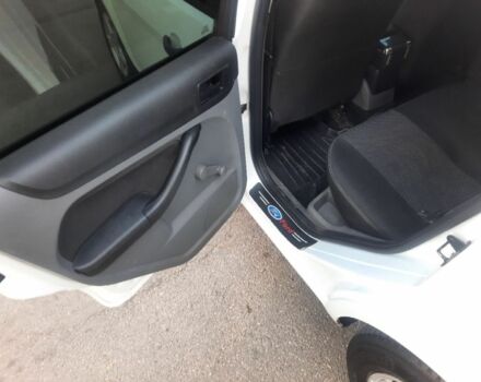 Белый Форд Фокус, объемом двигателя 1.6 л и пробегом 320 тыс. км за 5200 $, фото 6 на Automoto.ua