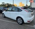 Белый Форд Фокус, объемом двигателя 1.6 л и пробегом 257 тыс. км за 3850 $, фото 5 на Automoto.ua