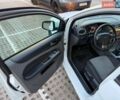 Белый Форд Фокус, объемом двигателя 1.6 л и пробегом 257 тыс. км за 3850 $, фото 6 на Automoto.ua