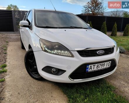 Белый Форд Фокус, объемом двигателя 1.6 л и пробегом 215 тыс. км за 4899 $, фото 10 на Automoto.ua