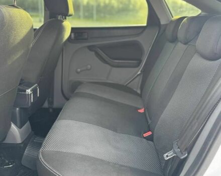 Белый Форд Фокус, объемом двигателя 0 л и пробегом 324 тыс. км за 5200 $, фото 7 на Automoto.ua