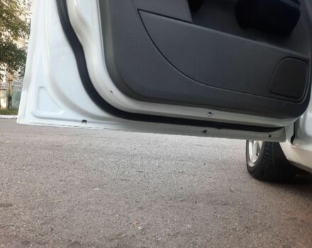 Белый Форд Фокус, объемом двигателя 1.6 л и пробегом 320 тыс. км за 5200 $, фото 5 на Automoto.ua