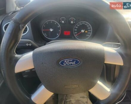 Білий Форд Фокус, об'ємом двигуна 1.39 л та пробігом 410 тис. км за 5500 $, фото 1 на Automoto.ua