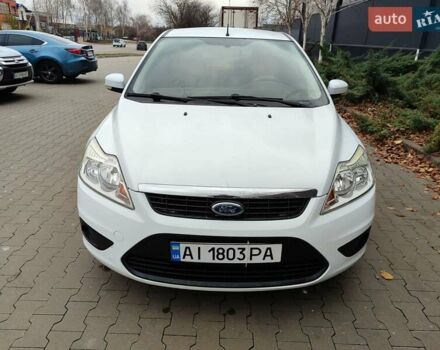Белый Форд Фокус, объемом двигателя 1.39 л и пробегом 112 тыс. км за 5900 $, фото 7 на Automoto.ua