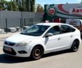 Белый Форд Фокус, объемом двигателя 1.6 л и пробегом 257 тыс. км за 4489 $, фото 1 на Automoto.ua