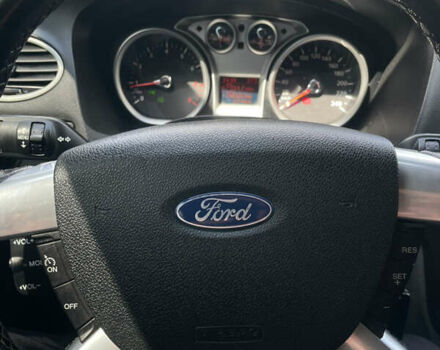 Белый Форд Фокус, объемом двигателя 2 л и пробегом 250 тыс. км за 6500 $, фото 23 на Automoto.ua