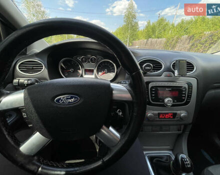 Белый Форд Фокус, объемом двигателя 2 л и пробегом 250 тыс. км за 6500 $, фото 24 на Automoto.ua