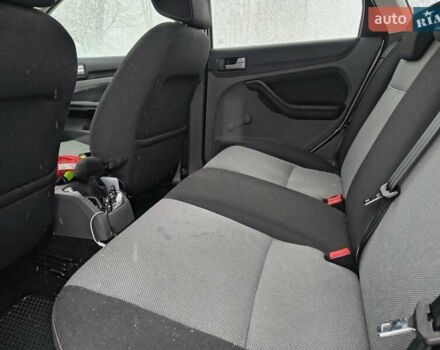 Белый Форд Фокус, объемом двигателя 1.6 л и пробегом 274 тыс. км за 4800 $, фото 8 на Automoto.ua