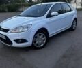 Белый Форд Фокус, объемом двигателя 1.6 л и пробегом 200 тыс. км за 5000 $, фото 1 на Automoto.ua