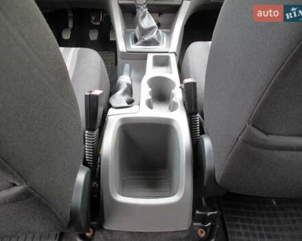 Белый Форд Фокус, объемом двигателя 1.39 л и пробегом 215 тыс. км за 5000 $, фото 26 на Automoto.ua