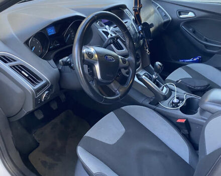 Белый Форд Фокус, объемом двигателя 1.6 л и пробегом 263 тыс. км за 5500 $, фото 11 на Automoto.ua