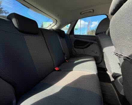 Білий Форд Фокус, об'ємом двигуна 1.4 л та пробігом 204 тис. км за 5100 $, фото 19 на Automoto.ua