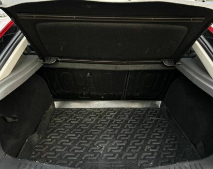 Белый Форд Фокус, объемом двигателя 1.4 л и пробегом 167 тыс. км за 5900 $, фото 20 на Automoto.ua