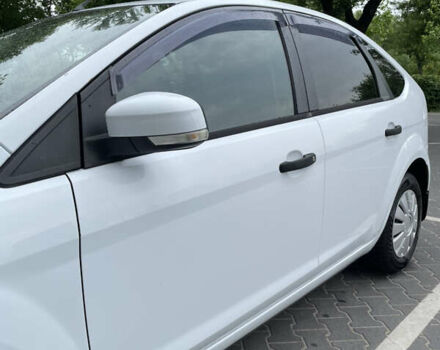 Білий Форд Фокус, об'ємом двигуна 1.4 л та пробігом 325 тис. км за 5000 $, фото 15 на Automoto.ua