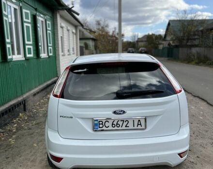 Белый Форд Фокус, объемом двигателя 1.6 л и пробегом 232 тыс. км за 5300 $, фото 6 на Automoto.ua