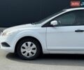Білий Форд Фокус, об'ємом двигуна 1.39 л та пробігом 221 тис. км за 5500 $, фото 4 на Automoto.ua