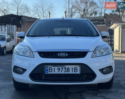 Белый Форд Фокус, объемом двигателя 1.6 л и пробегом 203 тыс. км за 5650 $, фото 9 на Automoto.ua