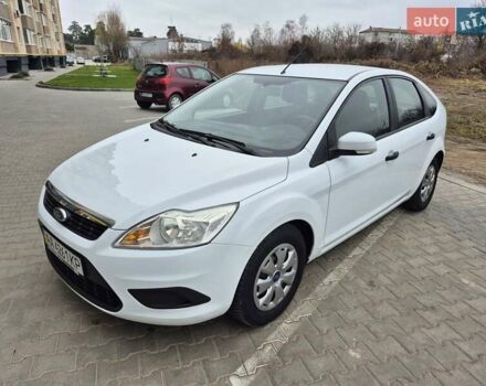 Білий Форд Фокус, об'ємом двигуна 1.4 л та пробігом 91 тис. км за 6800 $, фото 18 на Automoto.ua