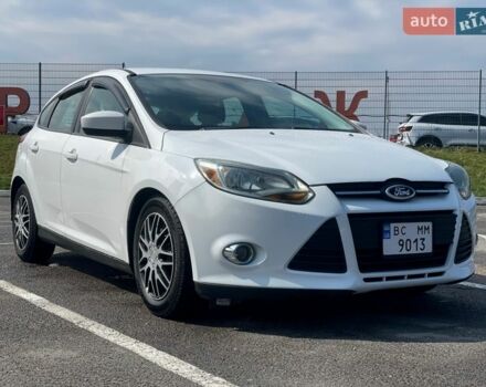 Белый Форд Фокус, объемом двигателя 2.01 л и пробегом 240 тыс. км за 6200 $, фото 2 на Automoto.ua