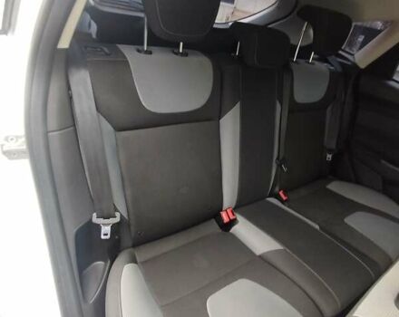 Білий Форд Фокус, об'ємом двигуна 1.6 л та пробігом 266 тис. км за 6999 $, фото 56 на Automoto.ua