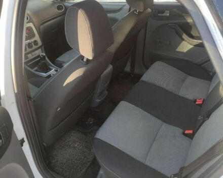 Белый Форд Фокус, объемом двигателя 1.6 л и пробегом 227 тыс. км за 5200 $, фото 10 на Automoto.ua