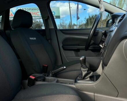 Білий Форд Фокус, об'ємом двигуна 1.4 л та пробігом 204 тис. км за 5100 $, фото 15 на Automoto.ua