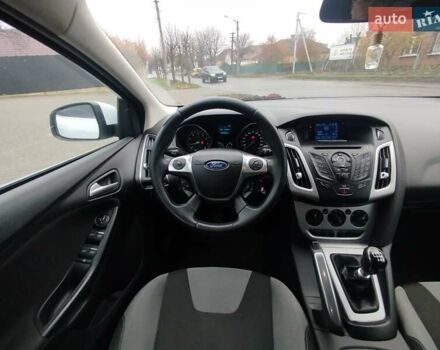 Білий Форд Фокус, об'ємом двигуна 1.6 л та пробігом 266 тис. км за 6999 $, фото 43 на Automoto.ua