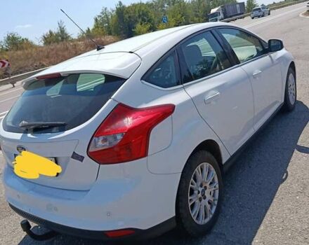 Белый Форд Фокус, объемом двигателя 1.6 л и пробегом 180 тыс. км за 8300 $, фото 1 на Automoto.ua