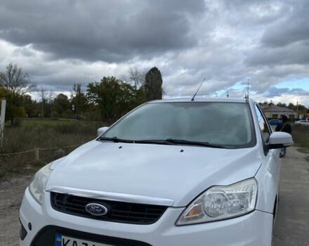 Белый Форд Фокус, объемом двигателя 1.4 л и пробегом 247 тыс. км за 6500 $, фото 7 на Automoto.ua