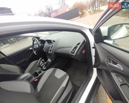 Білий Форд Фокус, об'ємом двигуна 1.6 л та пробігом 266 тис. км за 6999 $, фото 65 на Automoto.ua