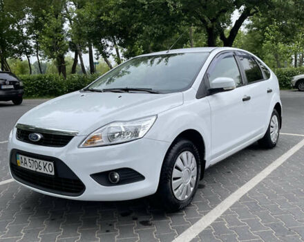 Білий Форд Фокус, об'ємом двигуна 1.4 л та пробігом 325 тис. км за 5000 $, фото 37 на Automoto.ua