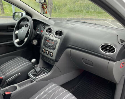 Білий Форд Фокус, об'ємом двигуна 1.4 л та пробігом 325 тис. км за 5000 $, фото 63 на Automoto.ua