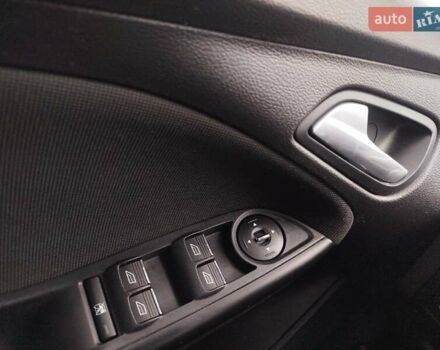 Білий Форд Фокус, об'ємом двигуна 1.6 л та пробігом 266 тис. км за 6999 $, фото 46 на Automoto.ua